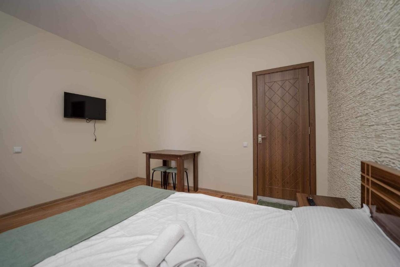 Guest House Gold 泰拉维 外观 照片